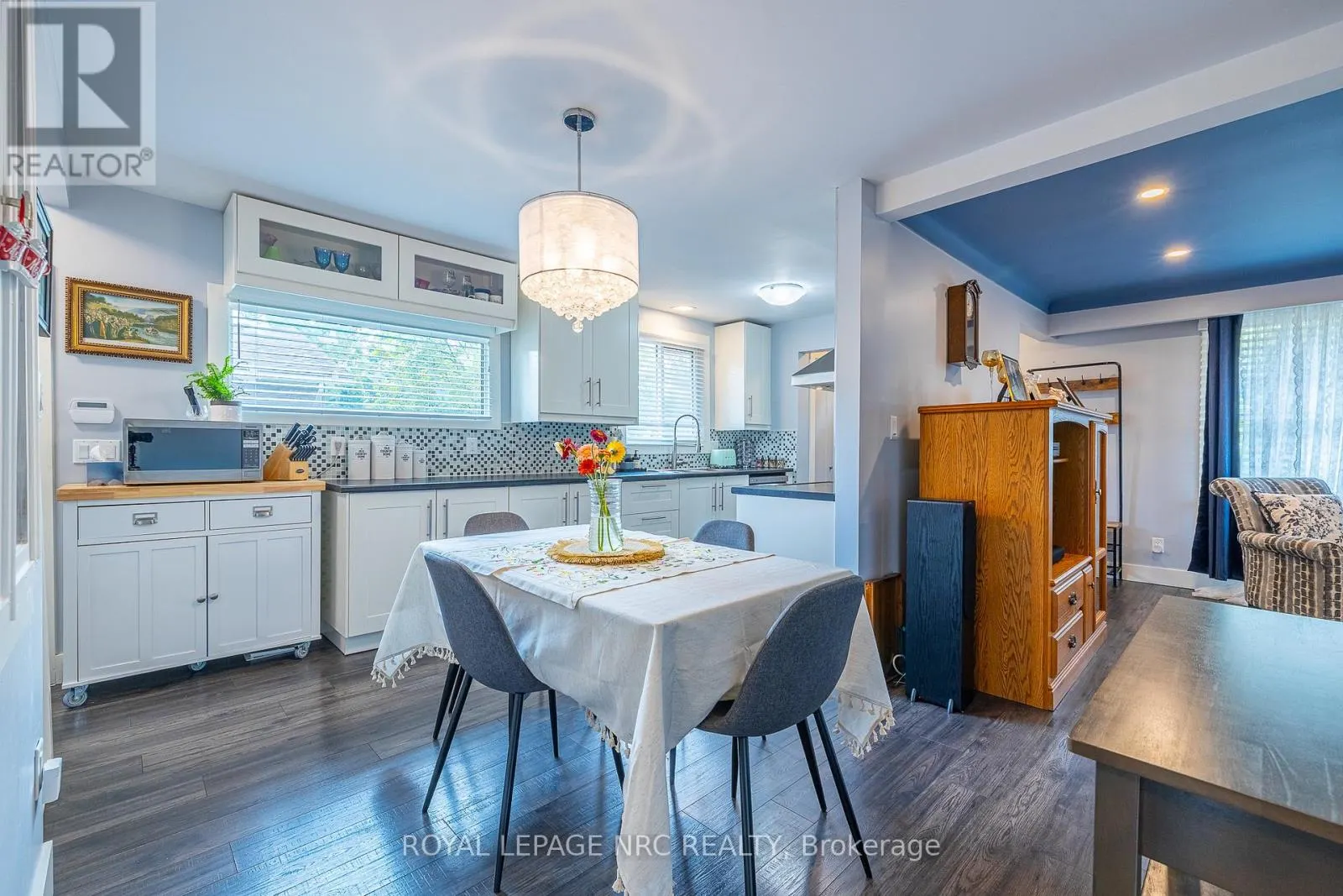 4982 EPSOM COURT