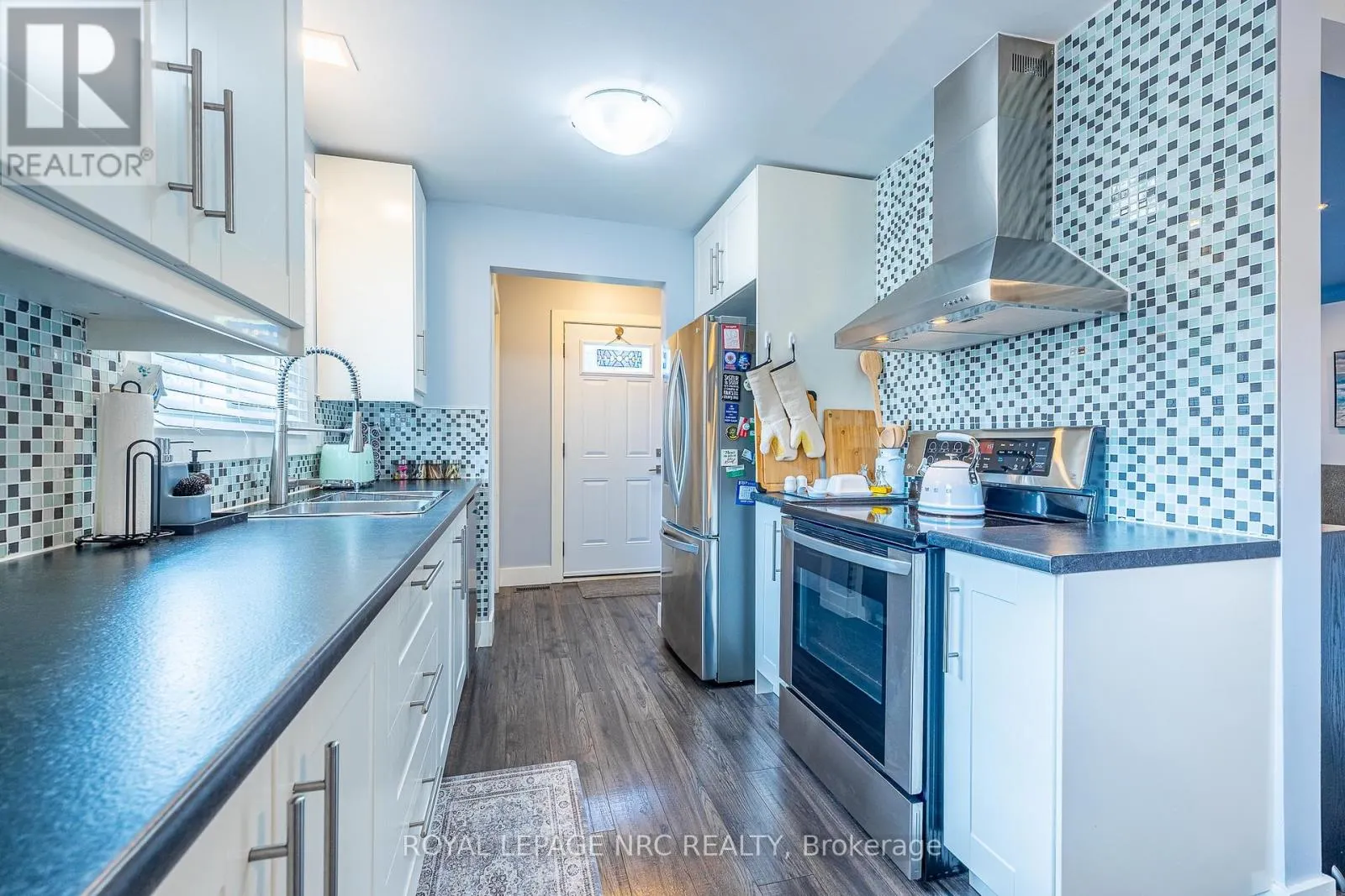 4982 EPSOM COURT