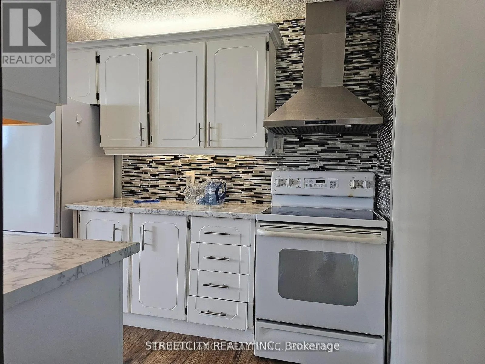 712 - 1103 JALNA BOULEVARD, #712