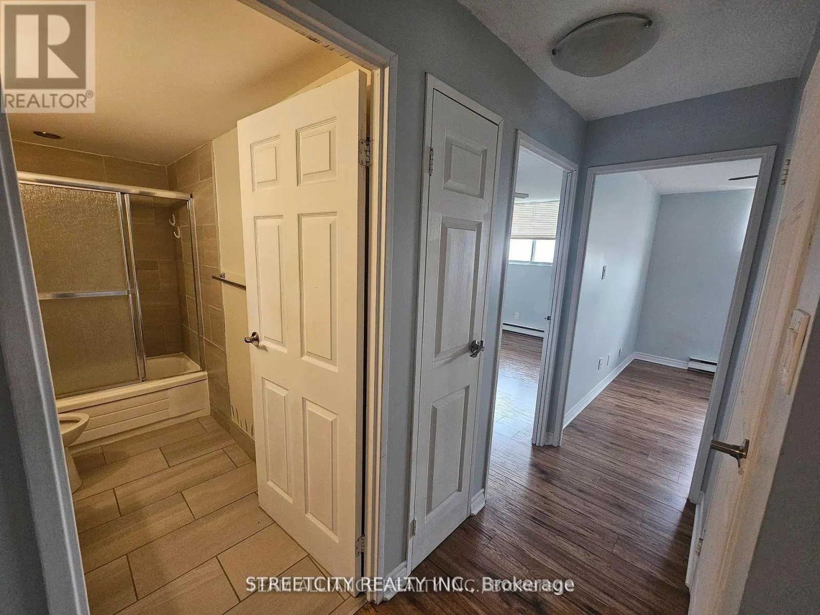 712 - 1103 JALNA BOULEVARD, #712