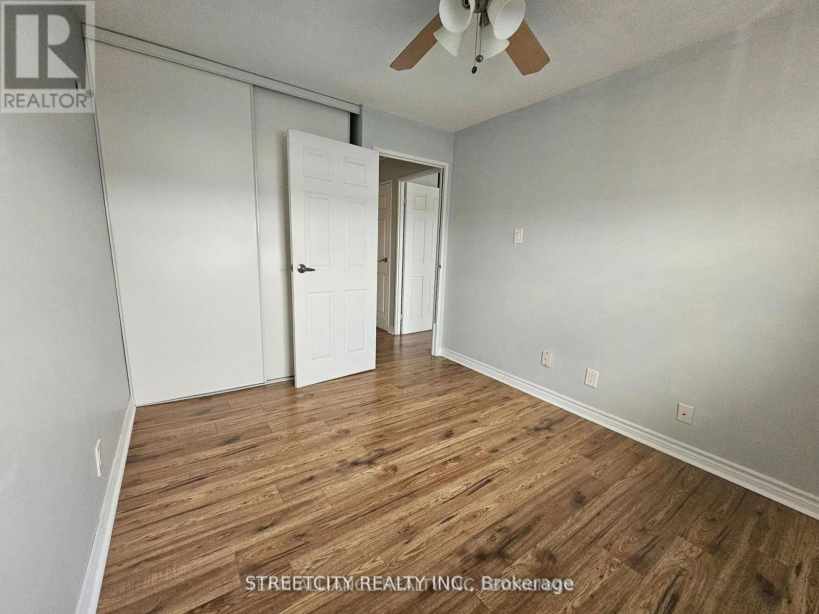 712 - 1103 JALNA BOULEVARD, #712