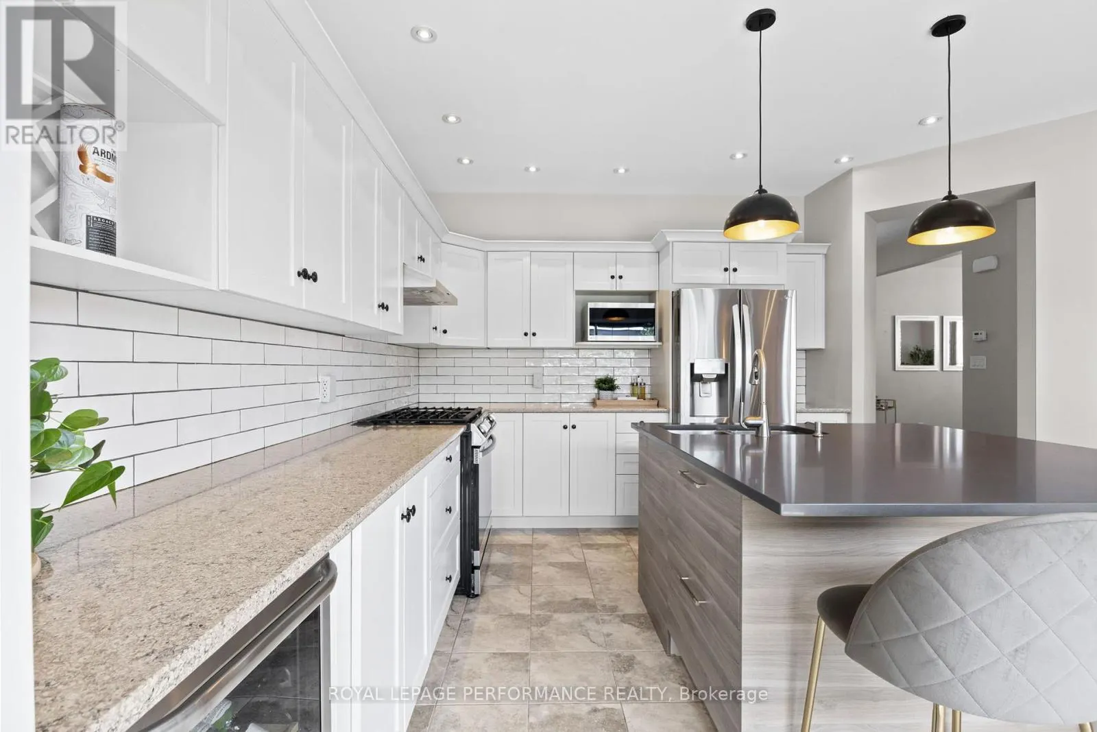 323 CENTERRA COURT