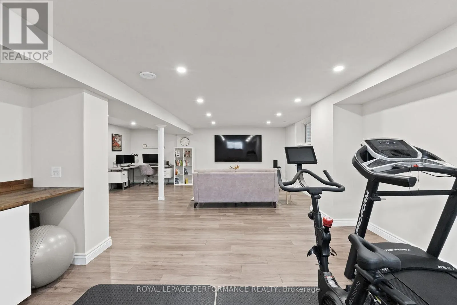 323 CENTERRA COURT