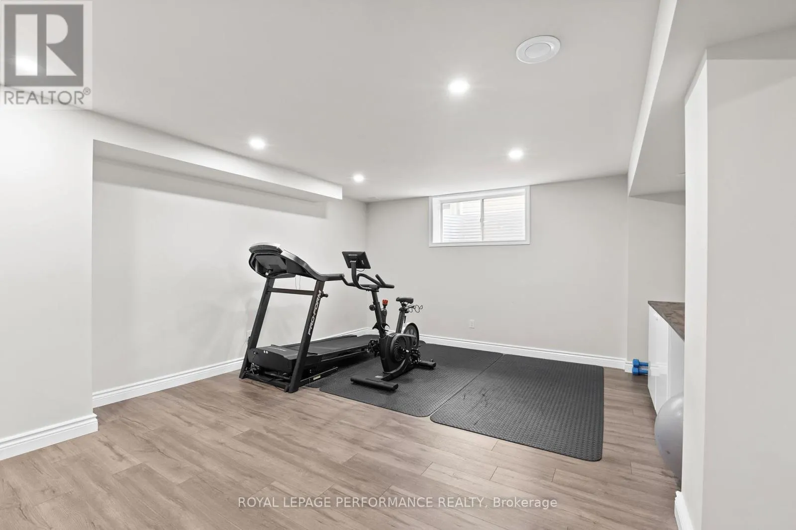 323 CENTERRA COURT