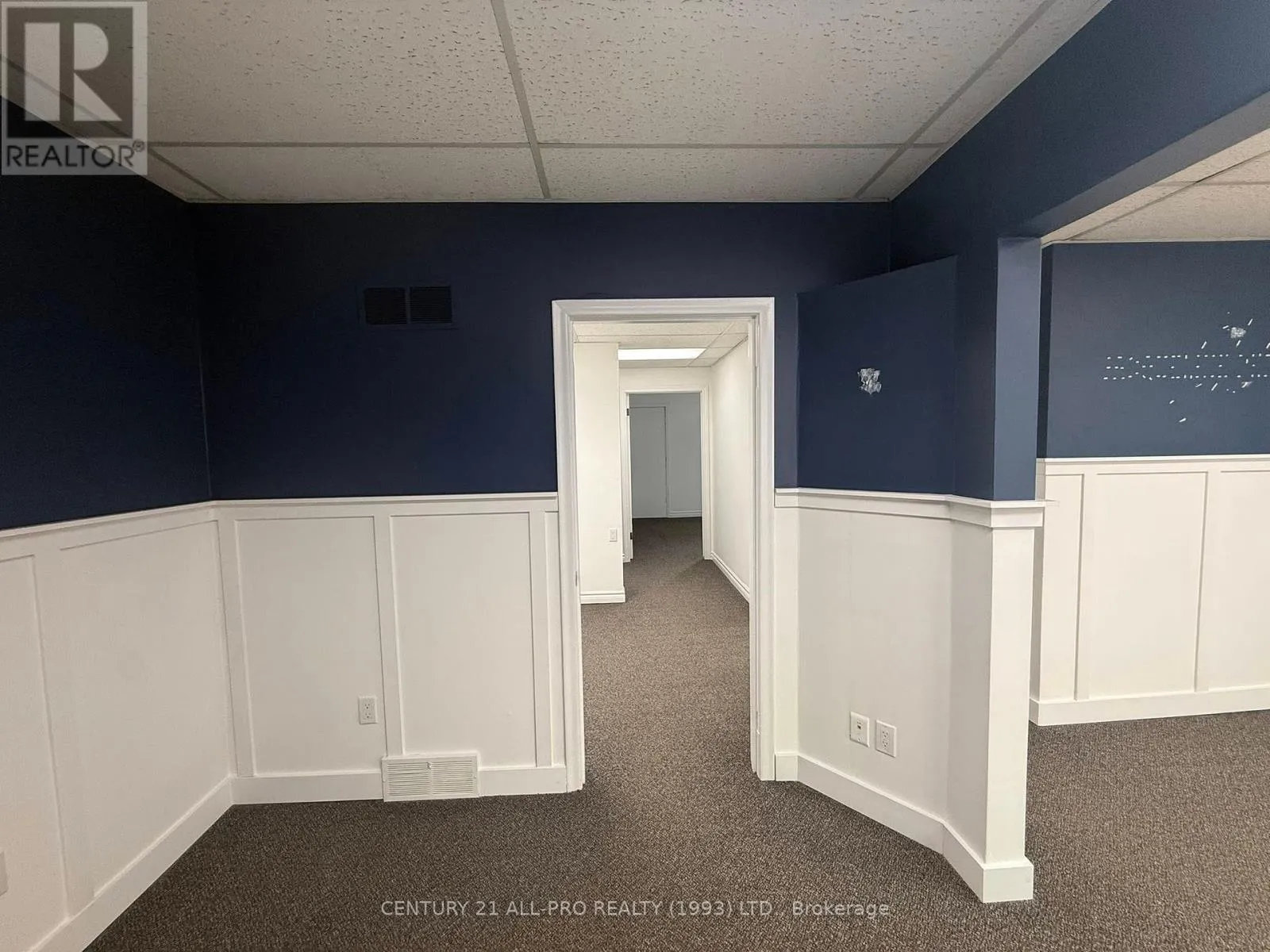 17 KING STREET E