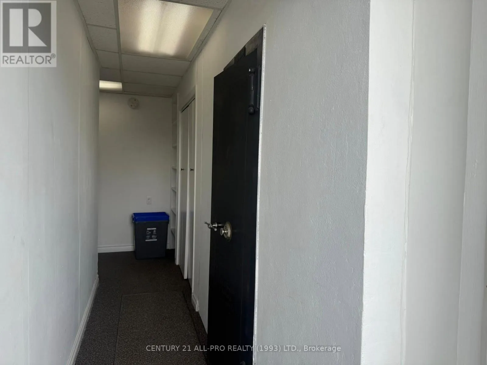 17 KING STREET E