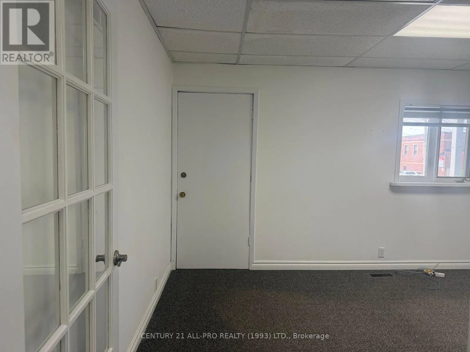 17 KING STREET E