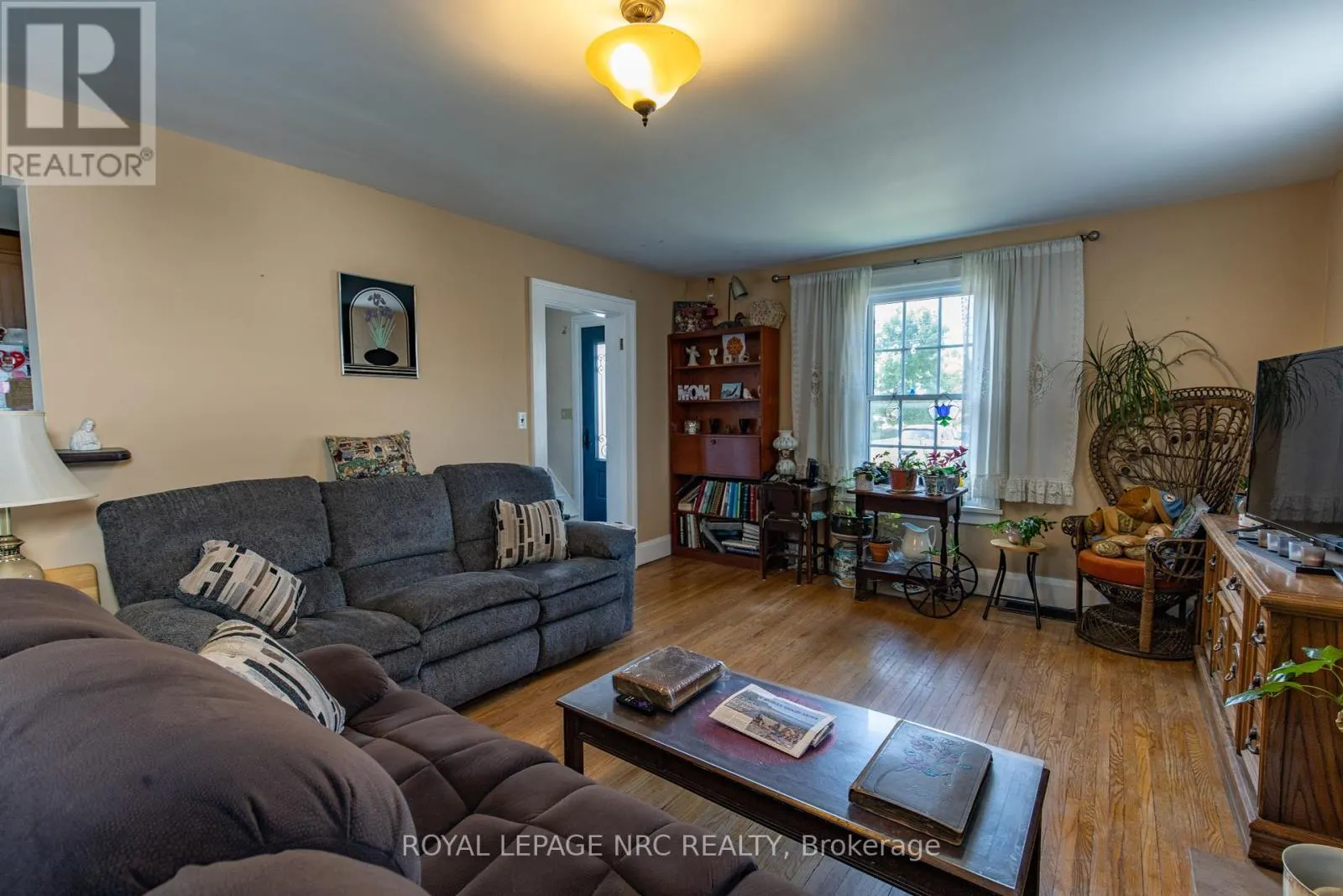 109 CROSS STREET E