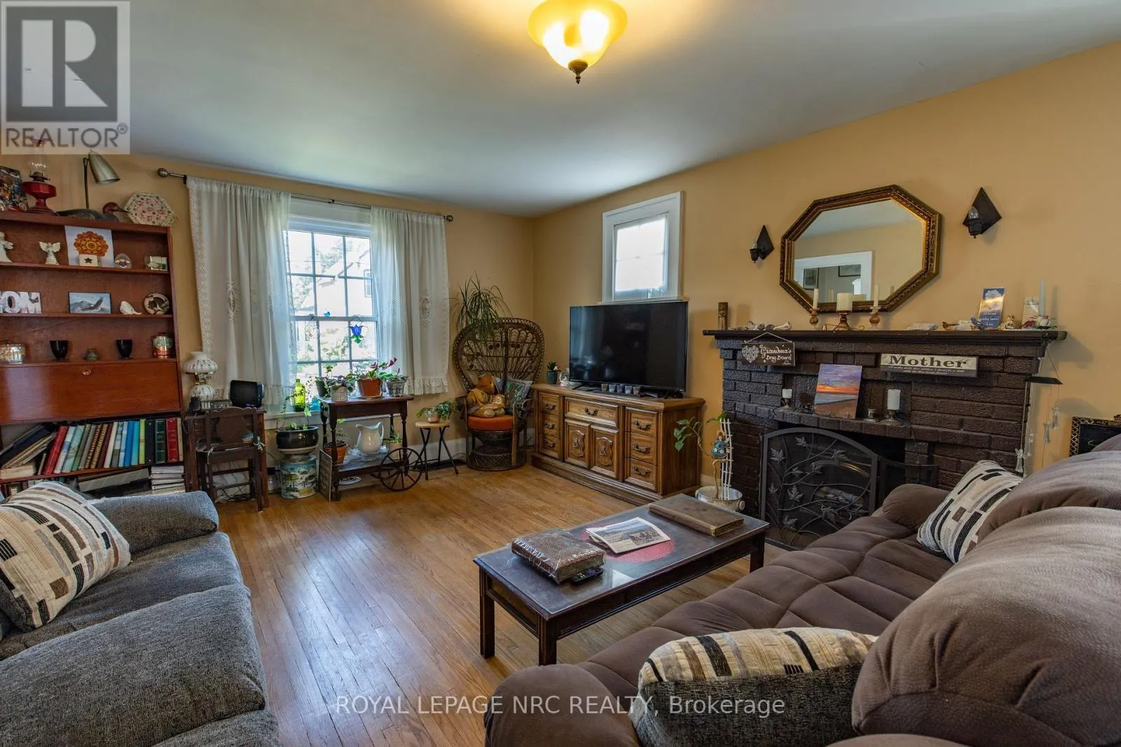 109 CROSS STREET E