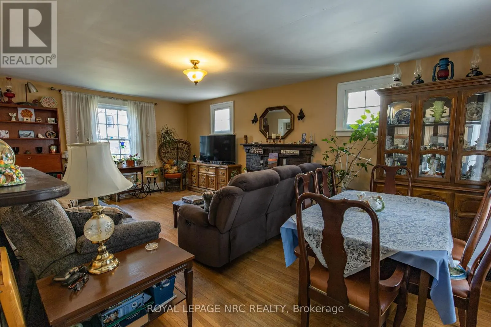 109 CROSS STREET E