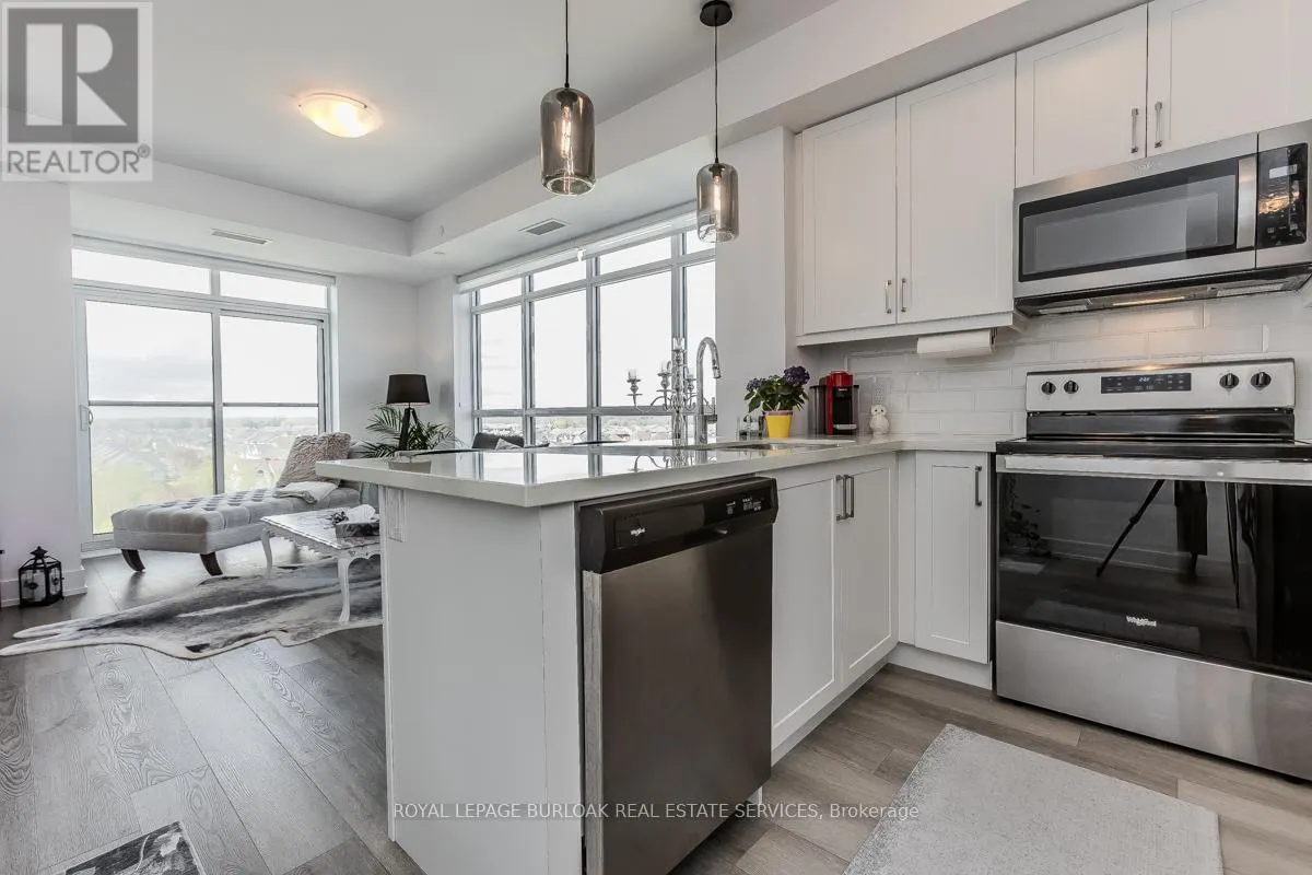 705 - 460 DUNDAS STREET E
