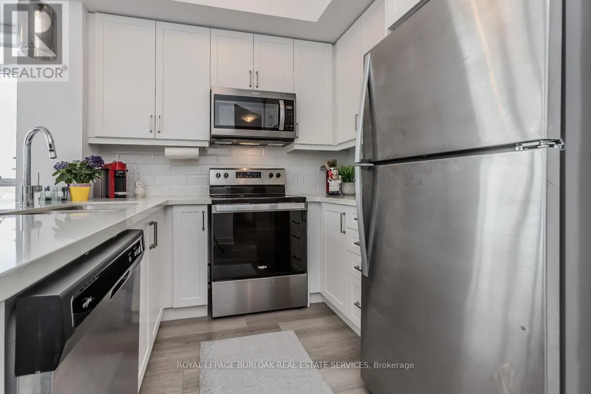 705 - 460 DUNDAS STREET E