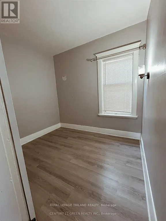 633 HAMILTON ROAD