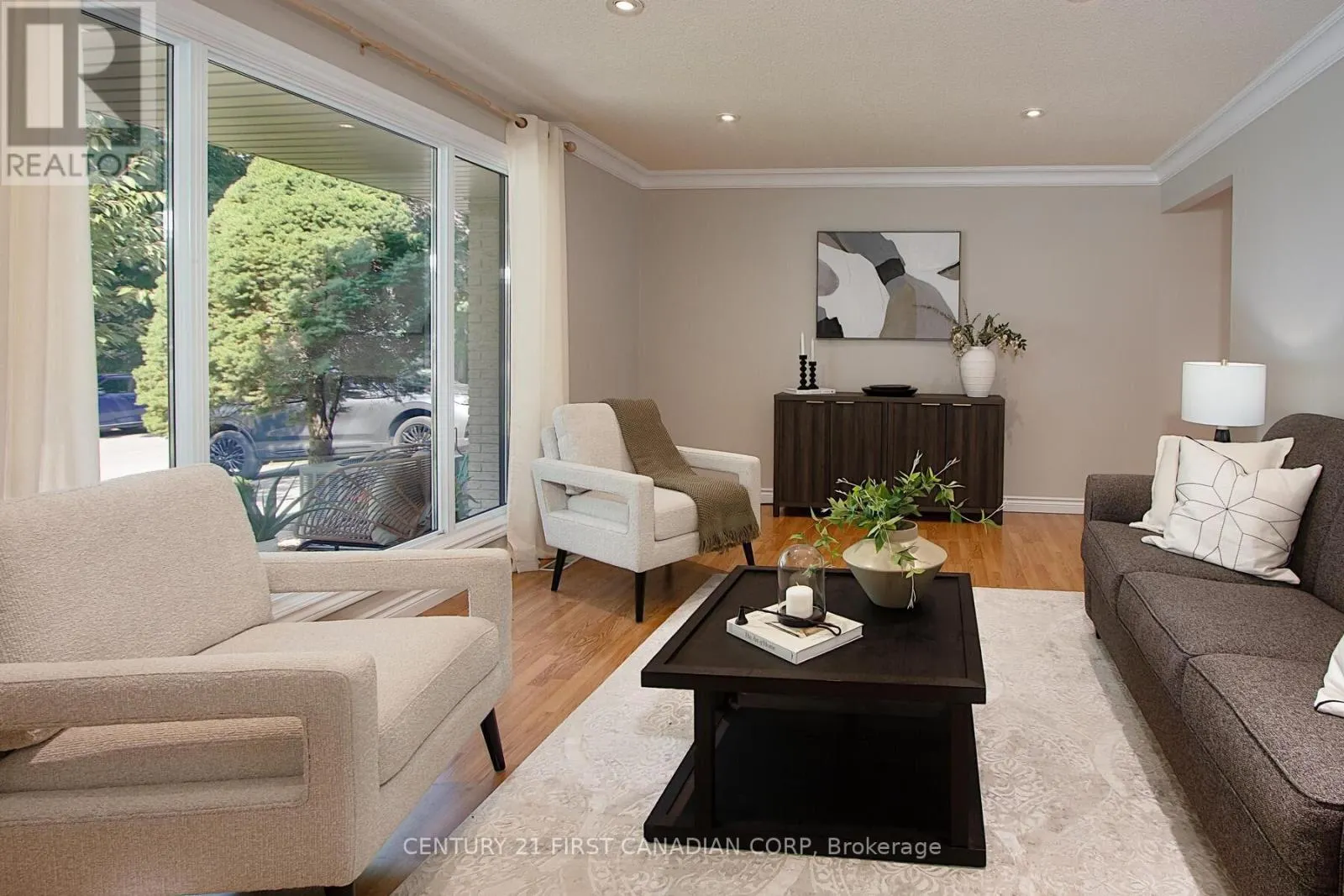 68 NOTTINGHILL CRESCENT