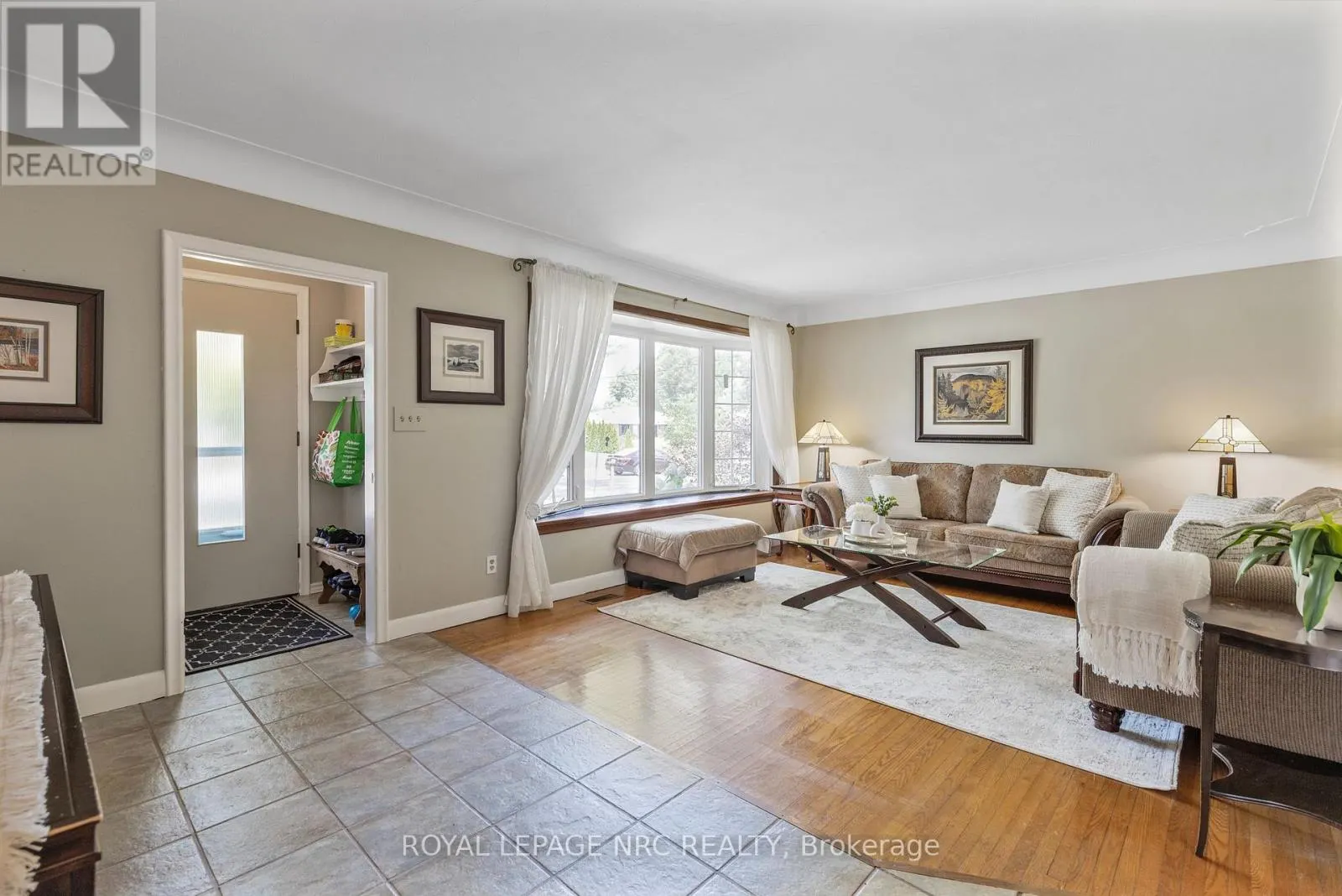 32 WHITTAKER AVENUE