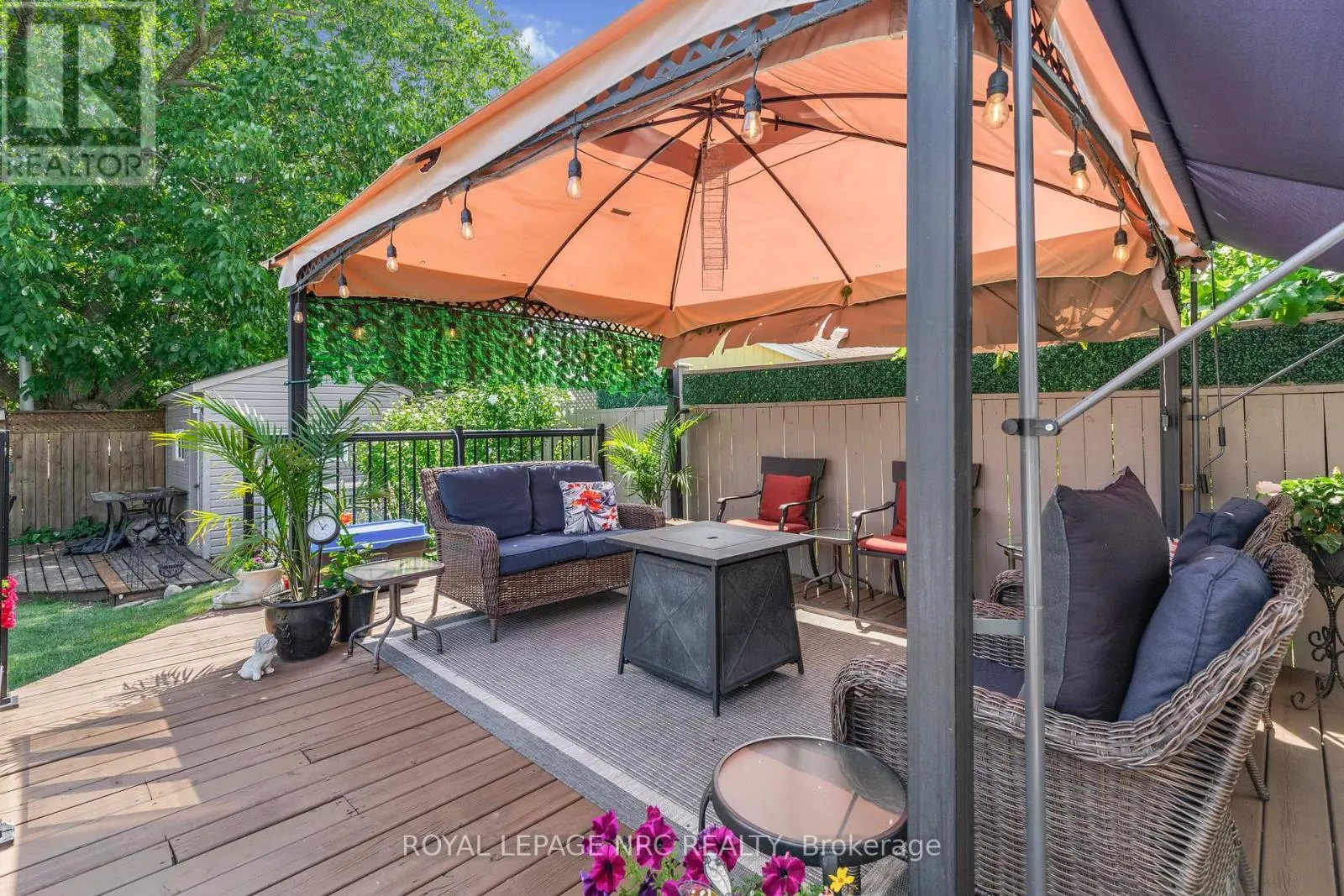32 WHITTAKER AVENUE