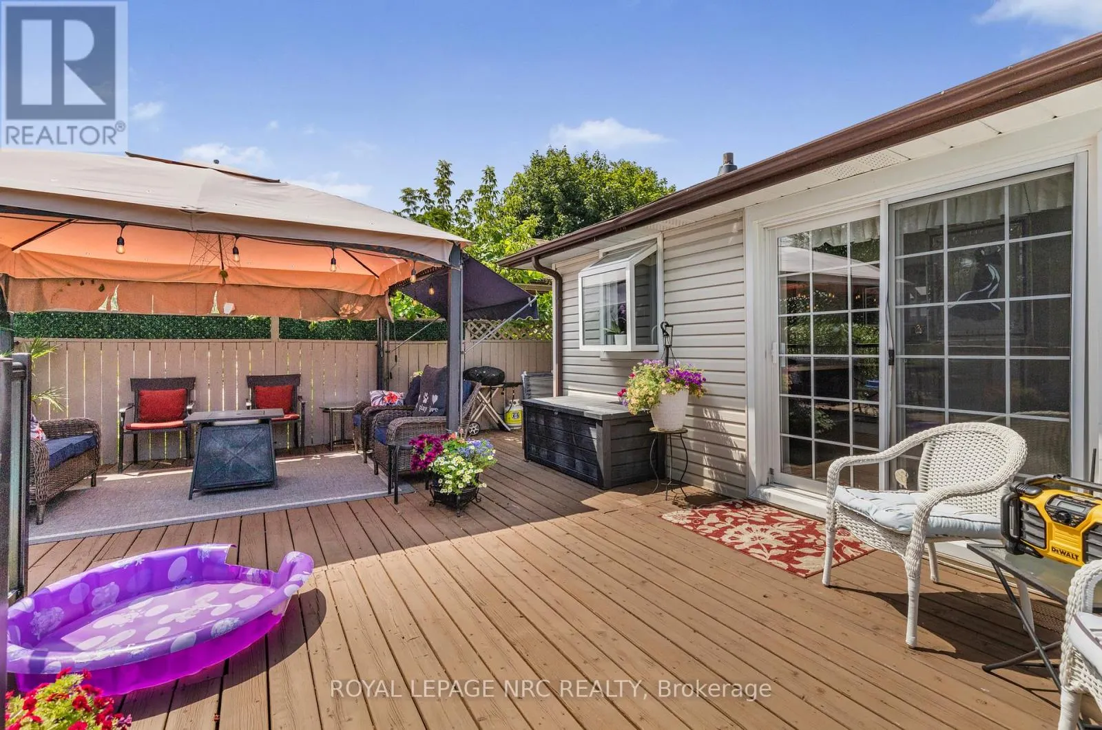 32 WHITTAKER AVENUE