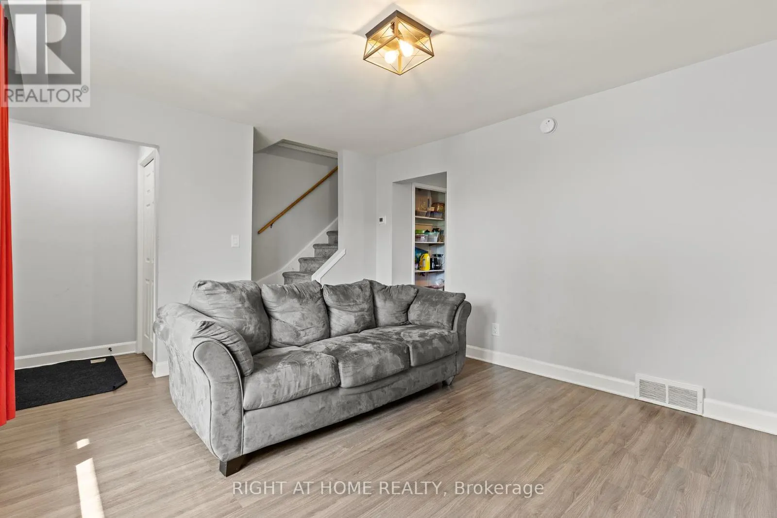 10 MCDOUGALL DRIVE
