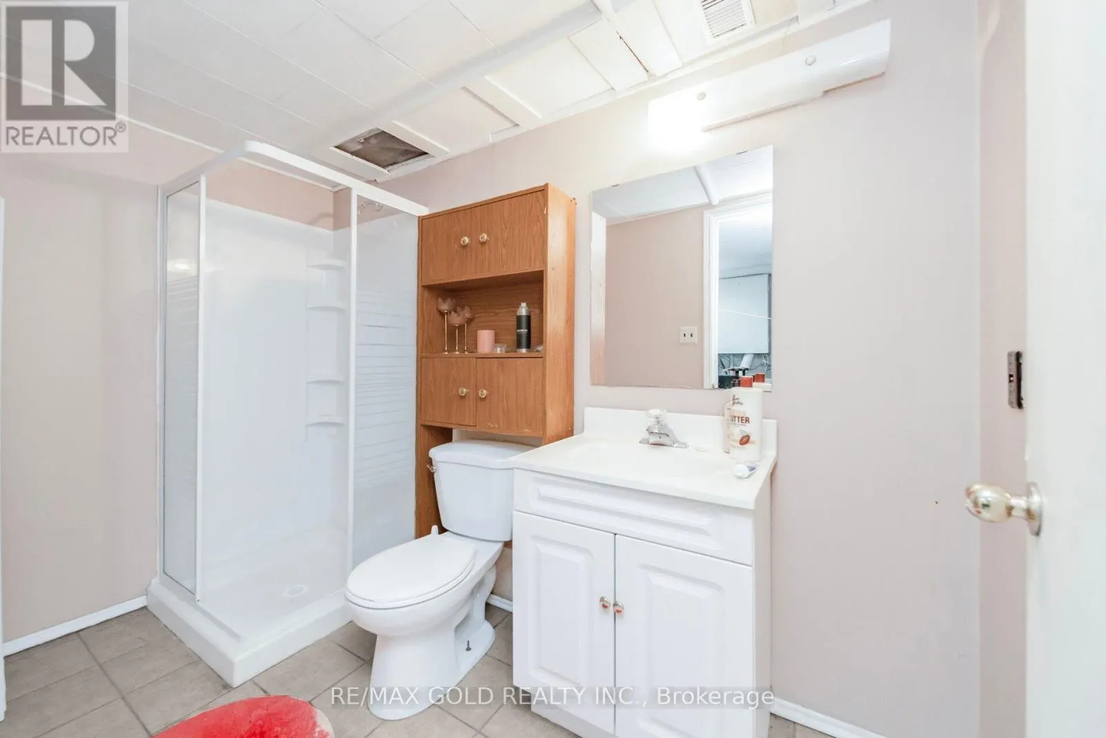 8 - 494 BARTON STREET