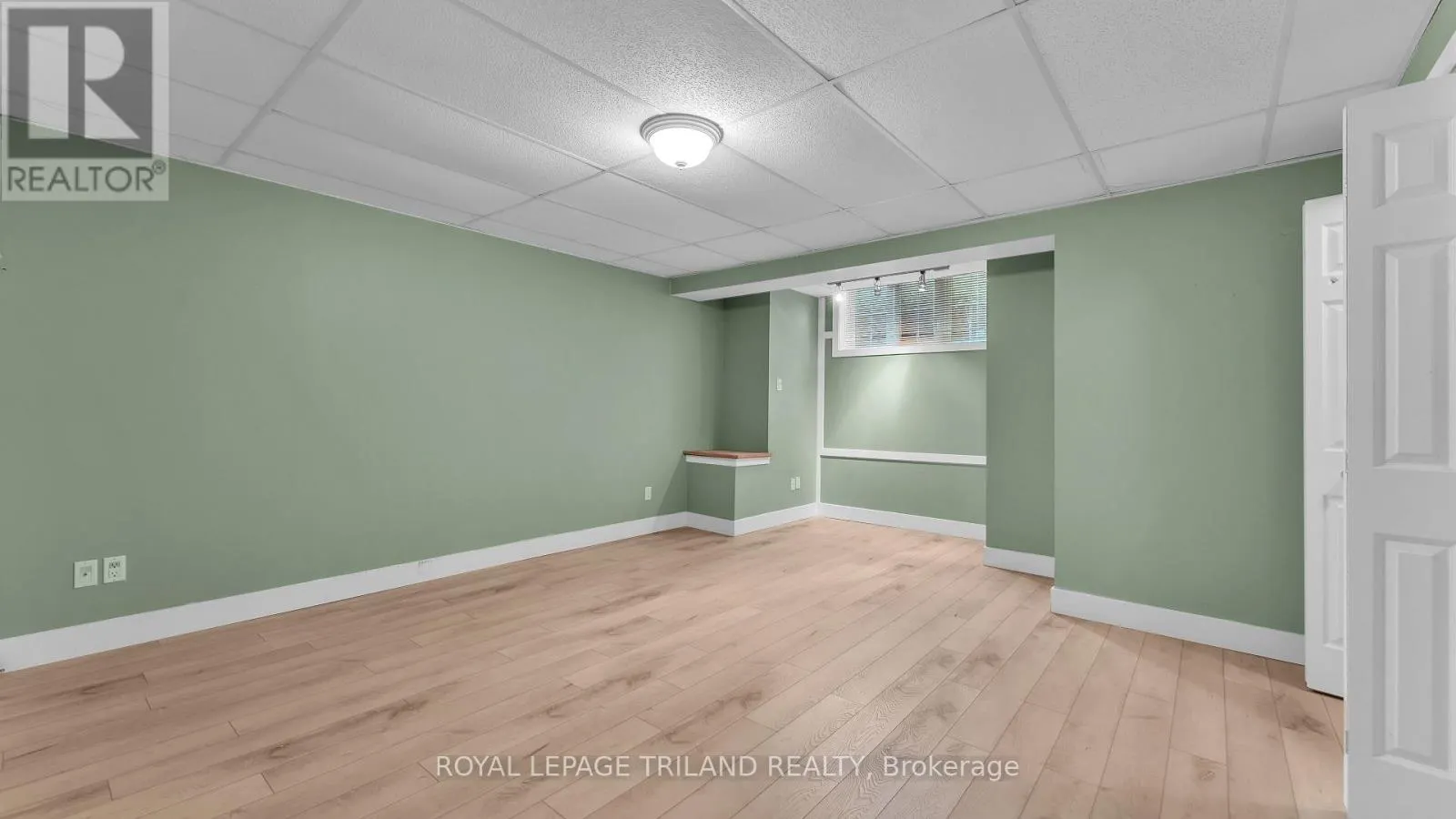 28 - 1574 RICHMOND STREET, #28