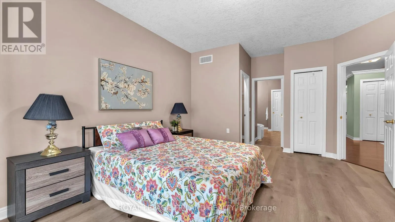 28 - 1574 RICHMOND STREET, #28