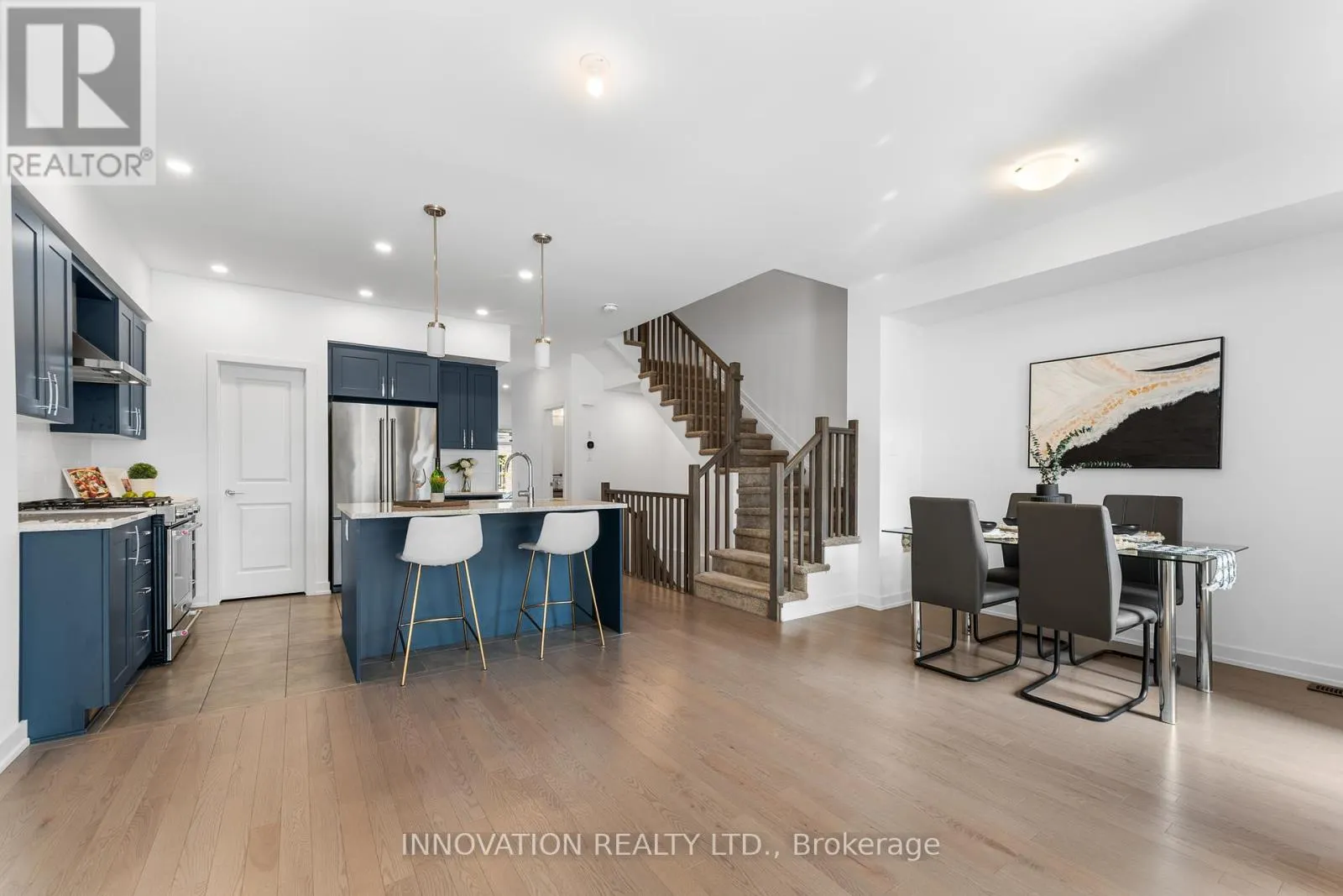 226 FINSBURY AVENUE