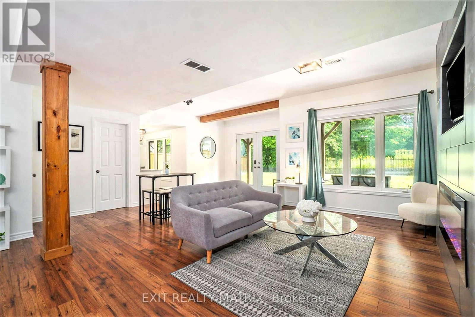 89 SOUTH INDIAN DRIVE