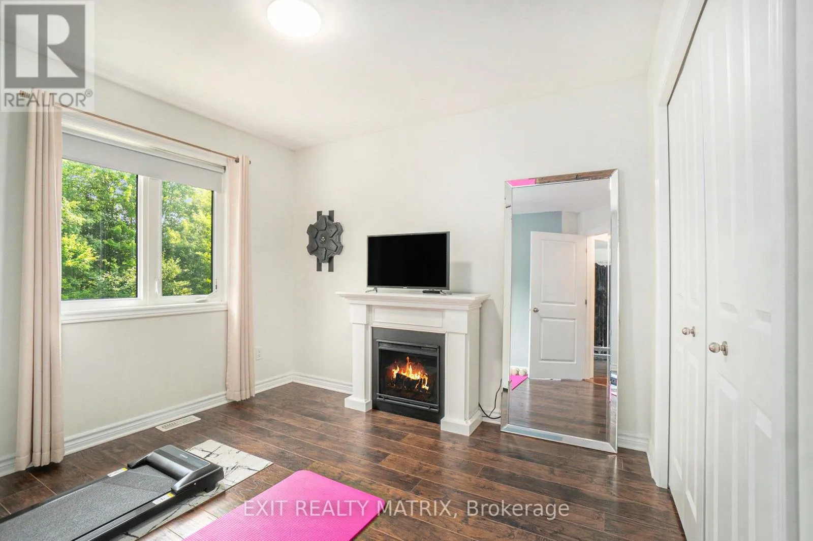 89 SOUTH INDIAN DRIVE