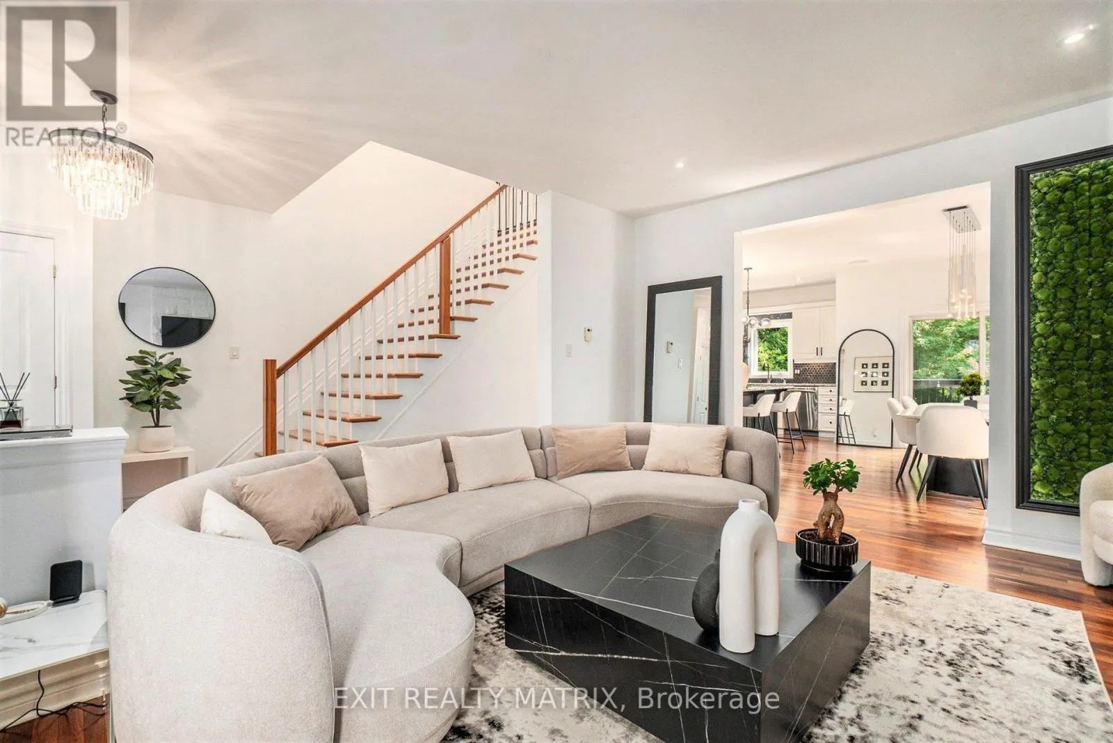 89 SOUTH INDIAN DRIVE