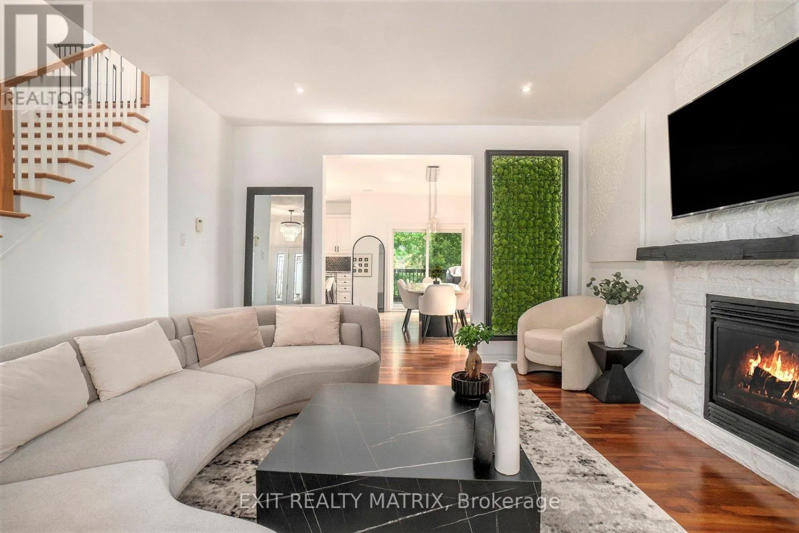 89 SOUTH INDIAN DRIVE