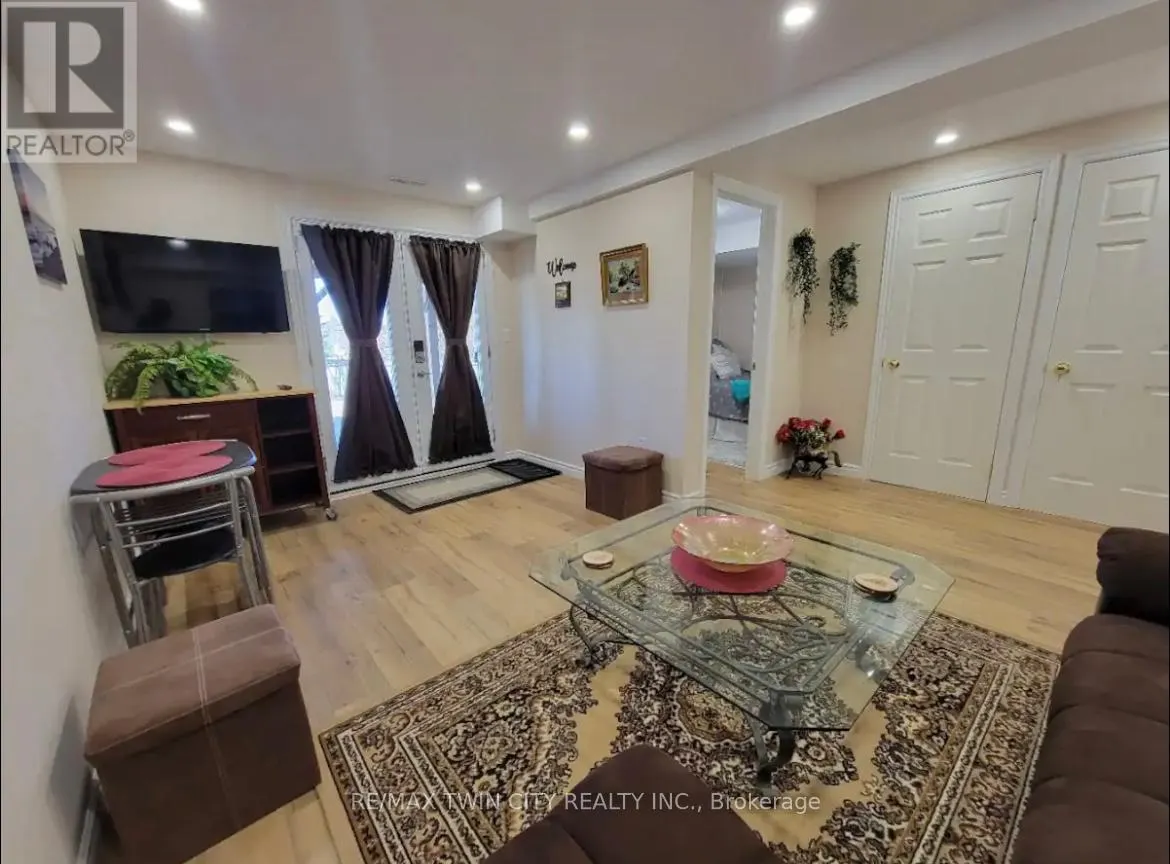 28 GOLDEN  TERRACE COURT