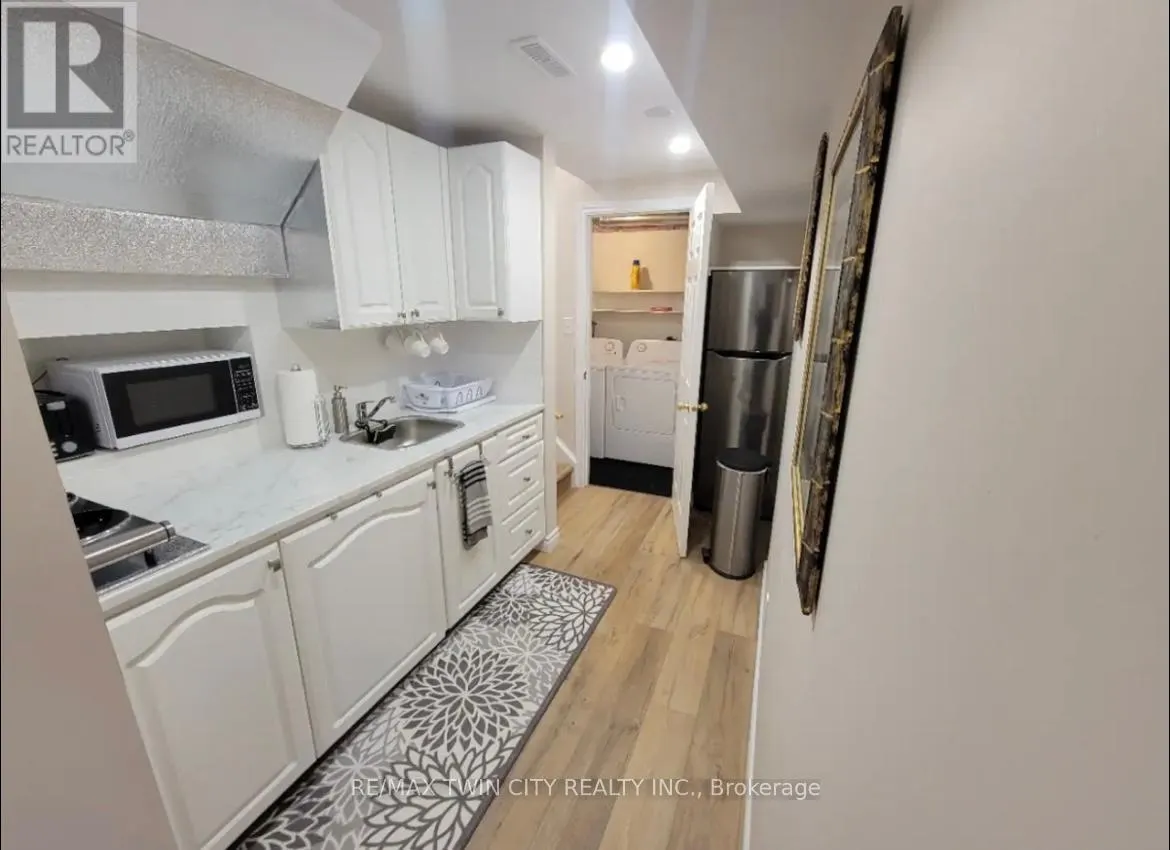 28 GOLDEN  TERRACE COURT
