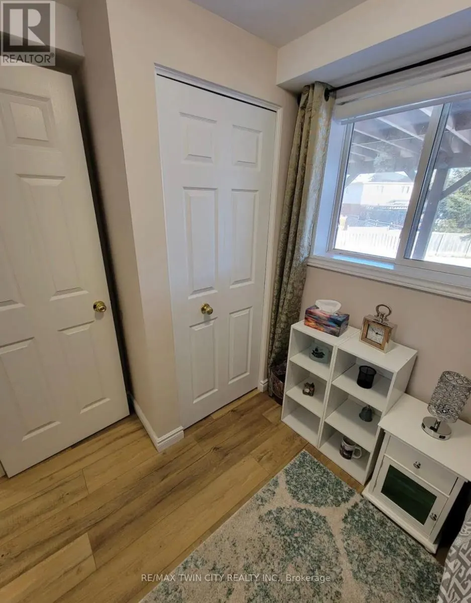 28 GOLDEN  TERRACE COURT
