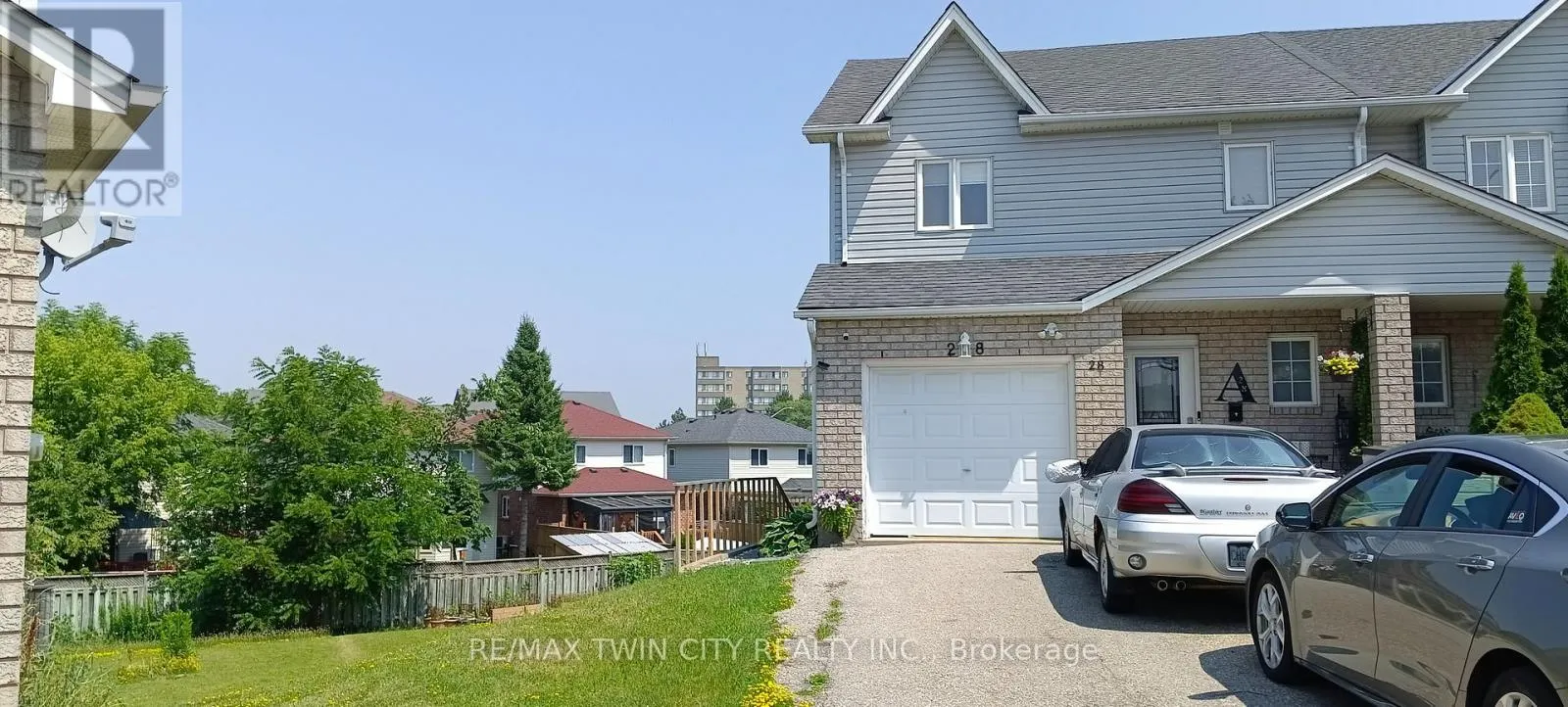 28 GOLDEN  TERRACE COURT