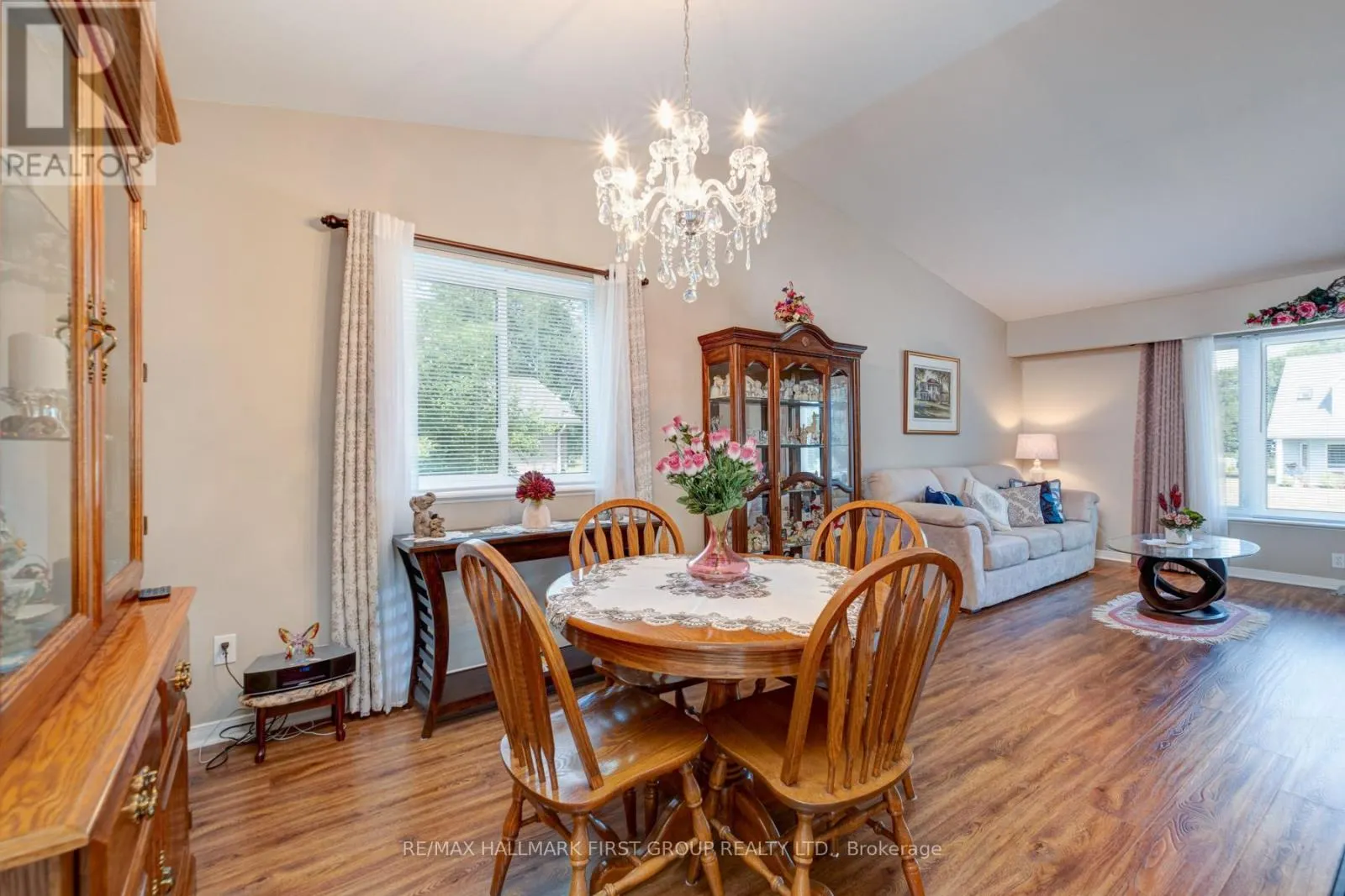 15 CATHERINE CRESCENT
