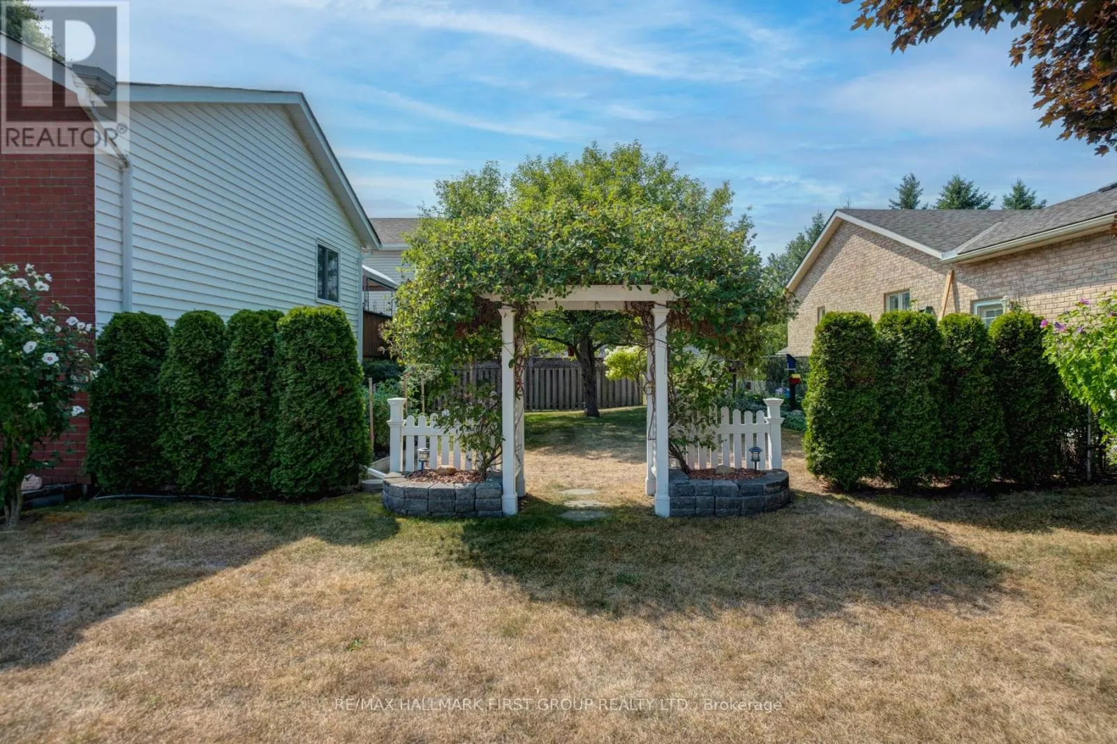 15 CATHERINE CRESCENT