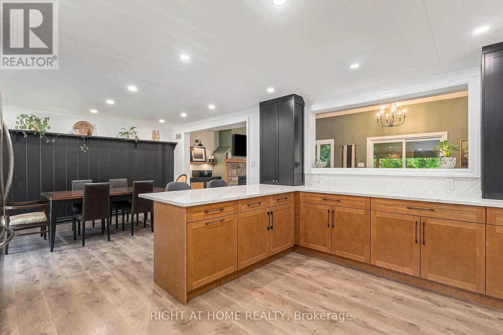 2316 ROLLIN ROAD