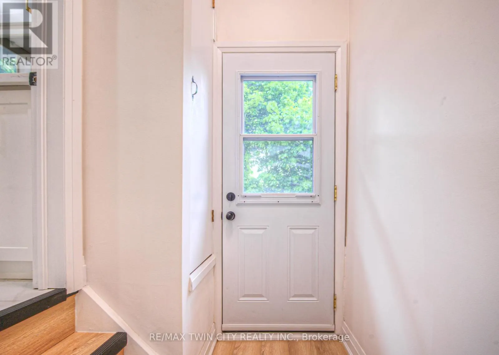 76 RAVINE DRIVE