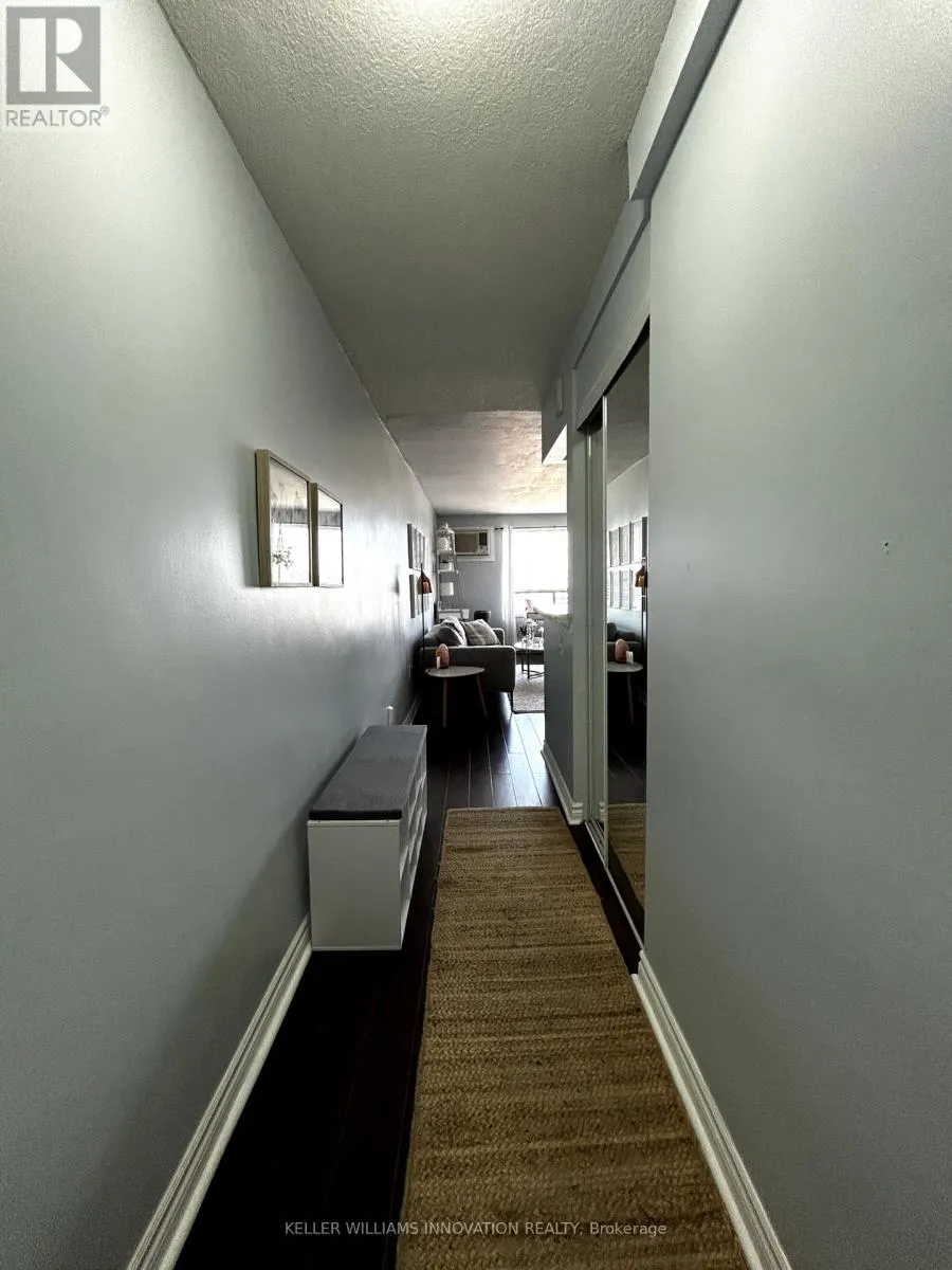 704 - 64 BENTON STREET