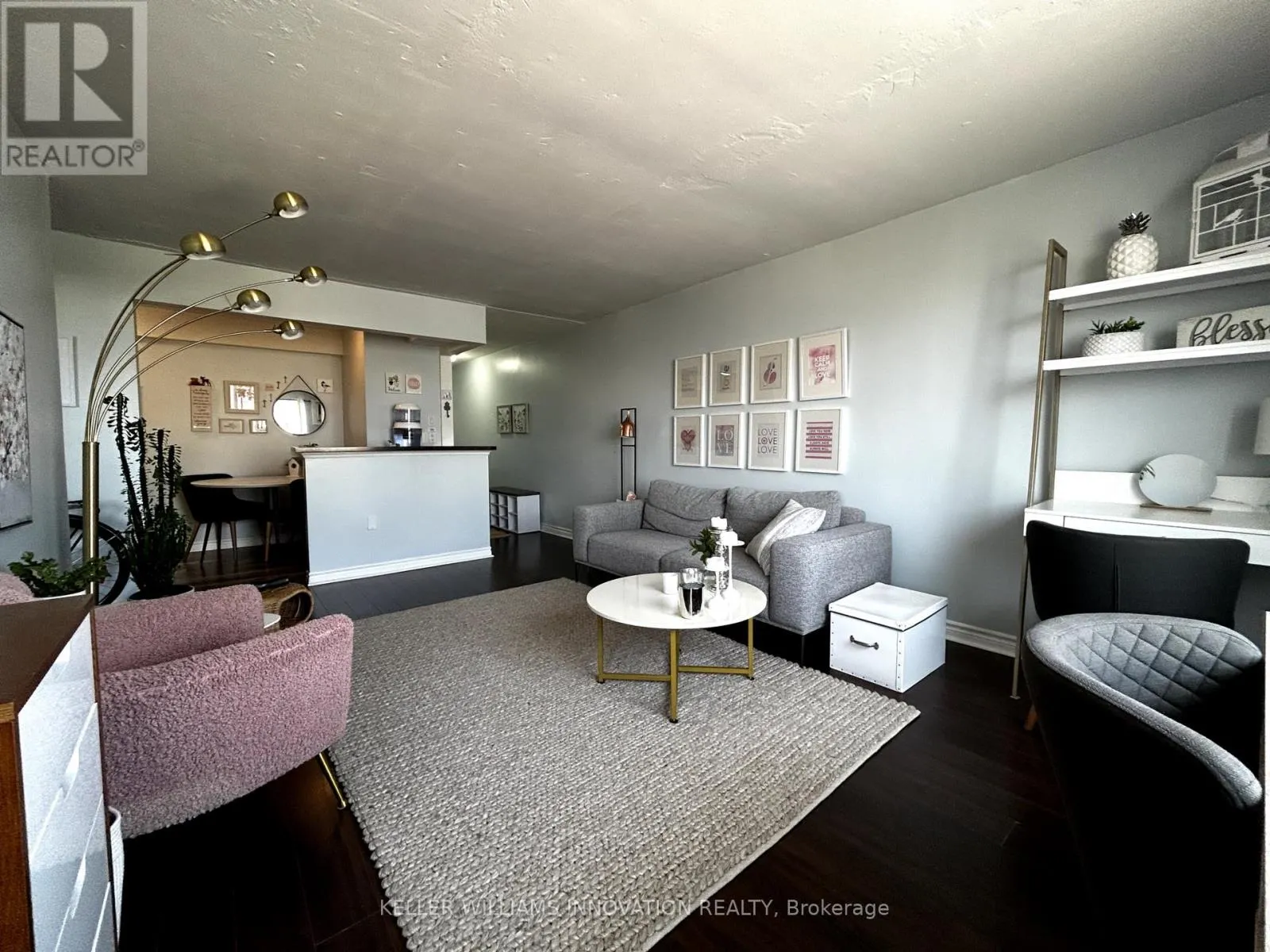 704 - 64 BENTON STREET