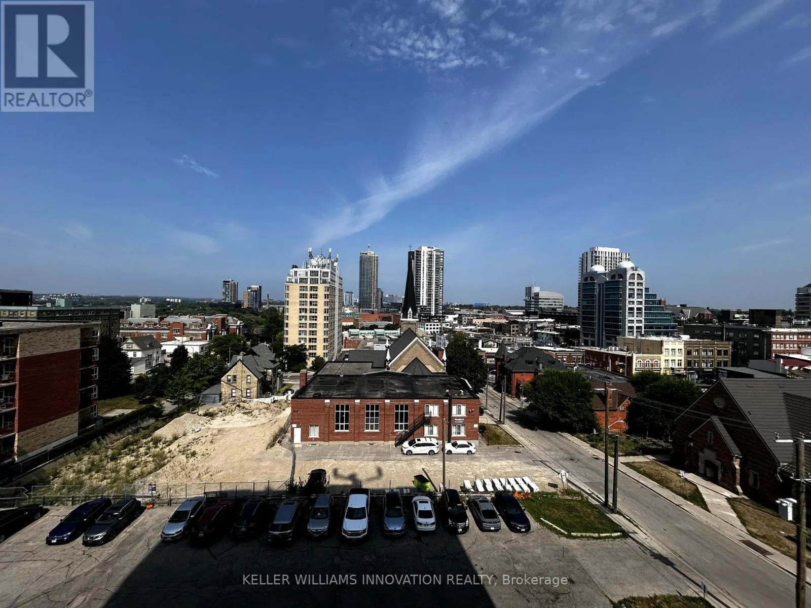 704 - 64 BENTON STREET