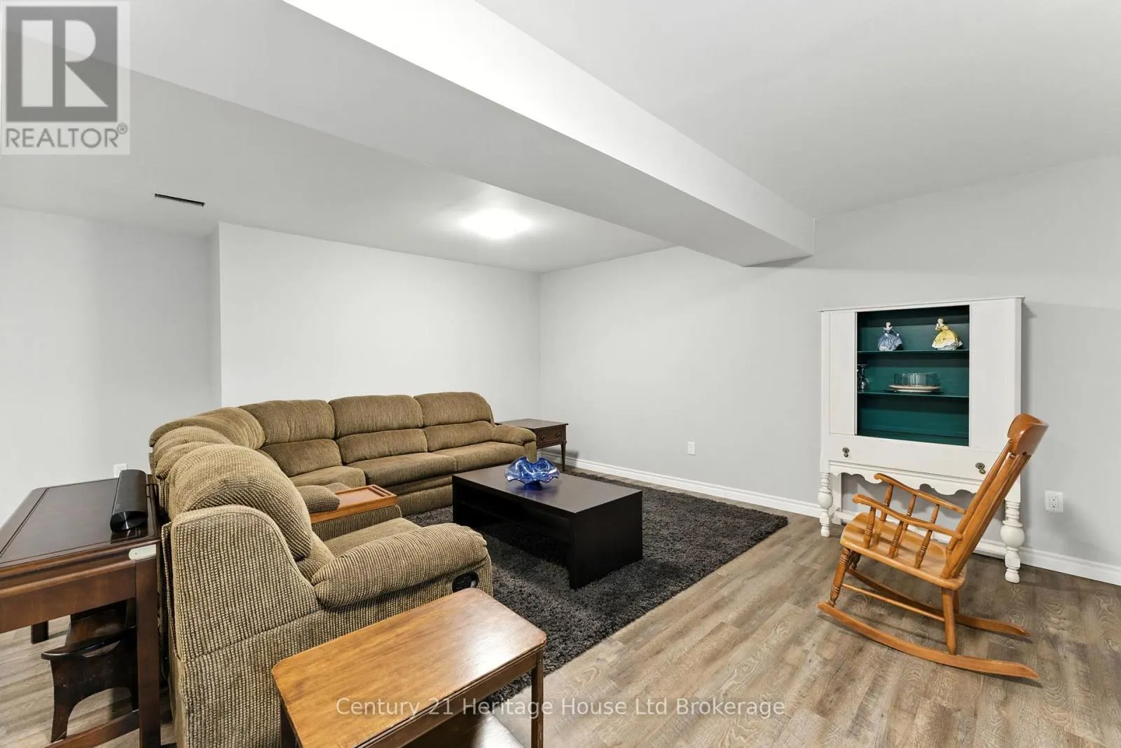 107 APPLEWOOD STREET