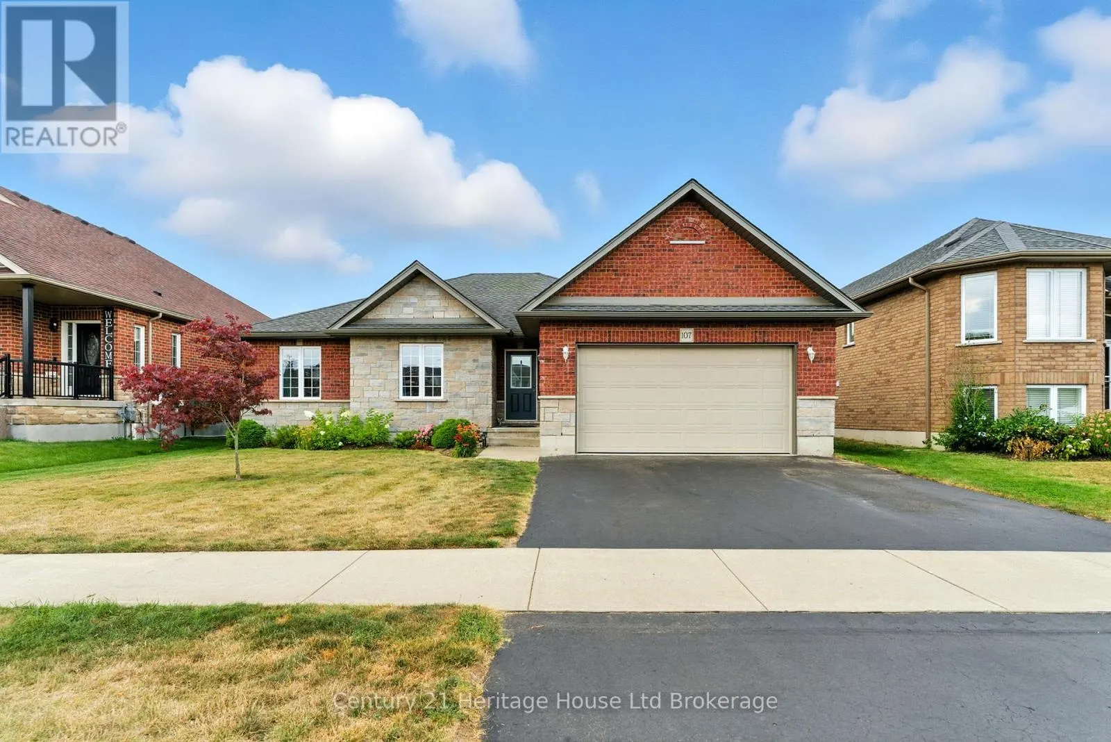 107 APPLEWOOD STREET