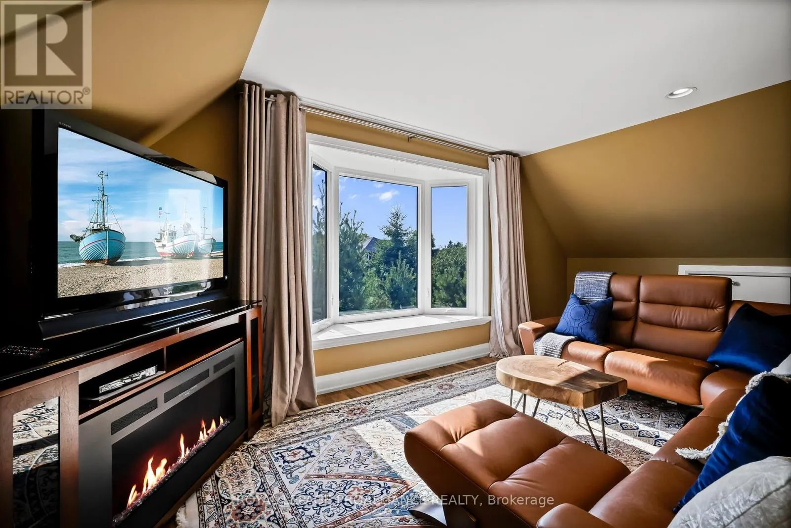263 LAKESHORE ROAD