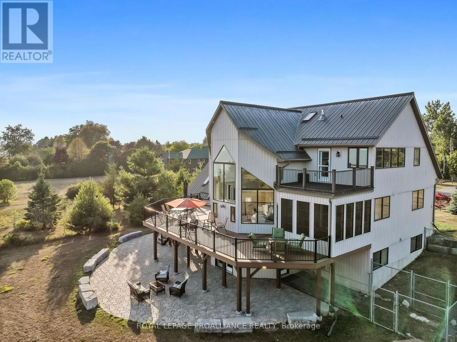 263 LAKESHORE ROAD