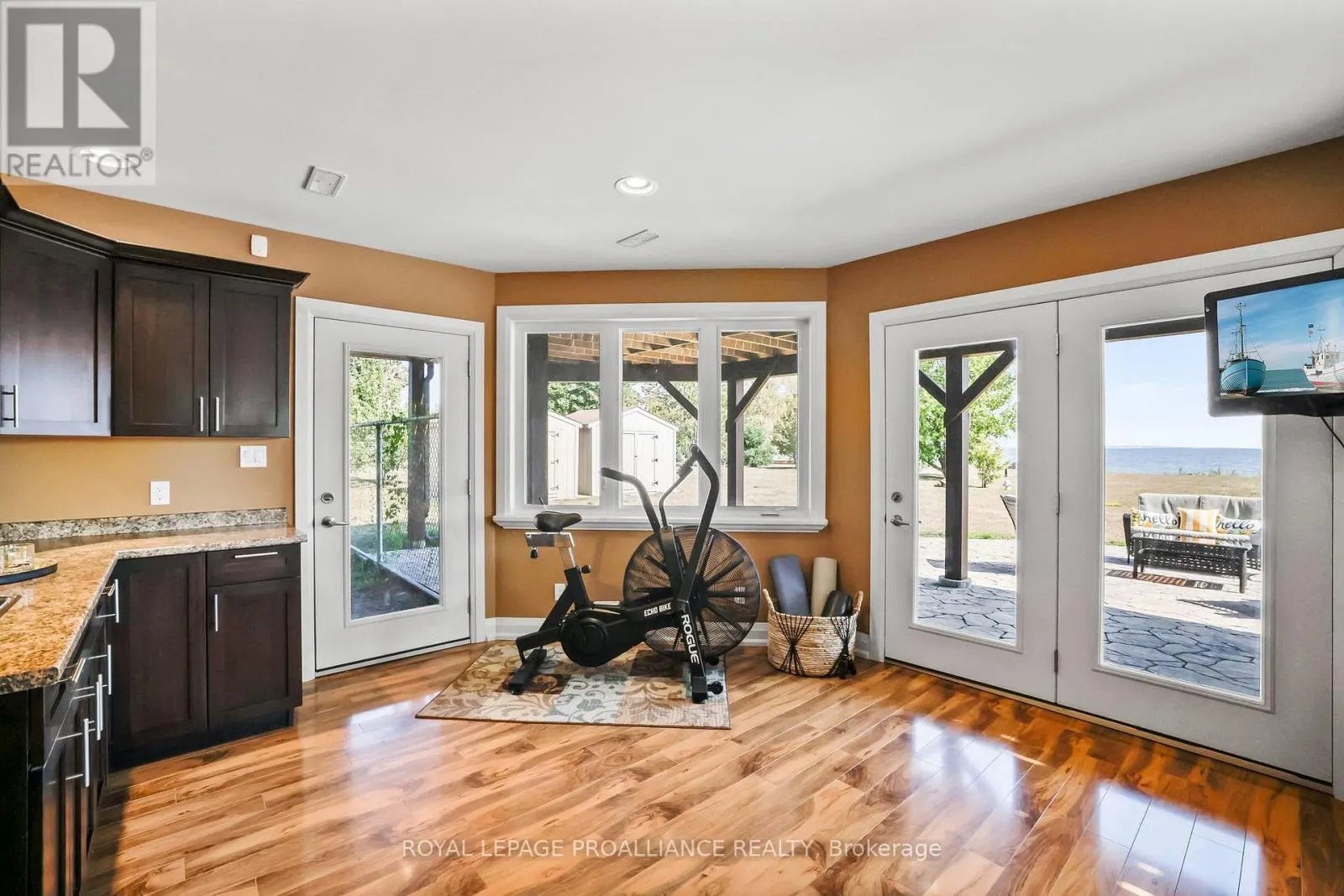 263 LAKESHORE ROAD