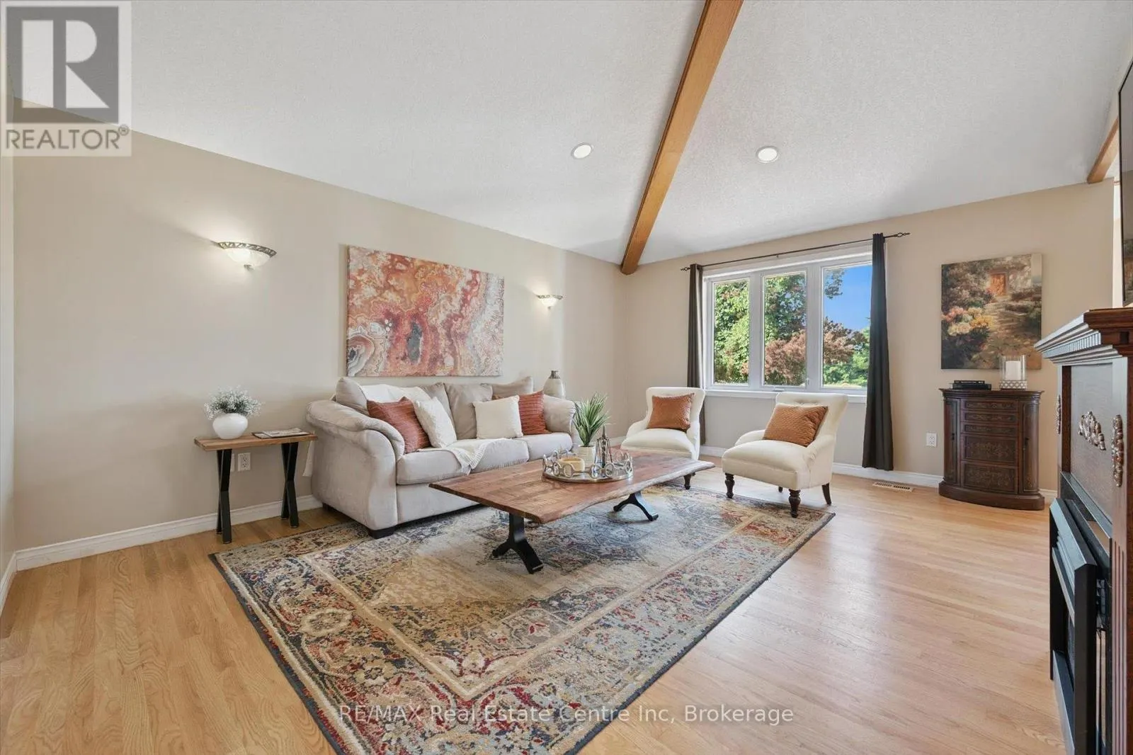 5044 WHITELAW ROAD