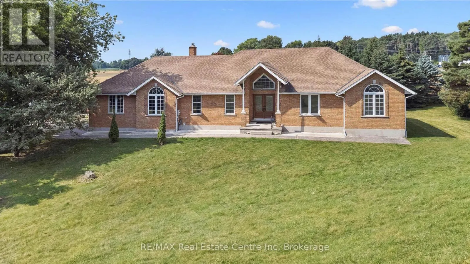 5044 WHITELAW ROAD