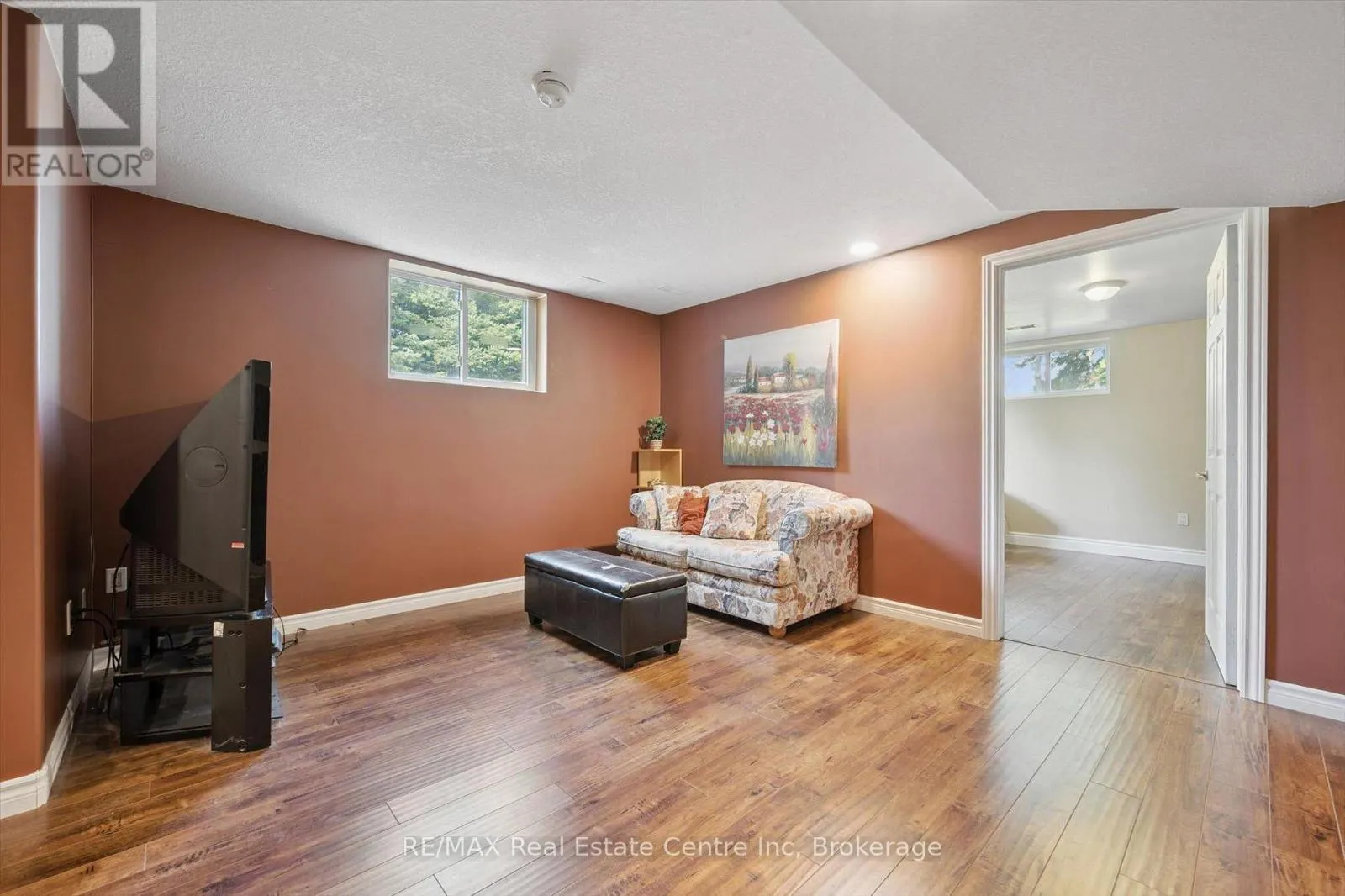 5044 WHITELAW ROAD