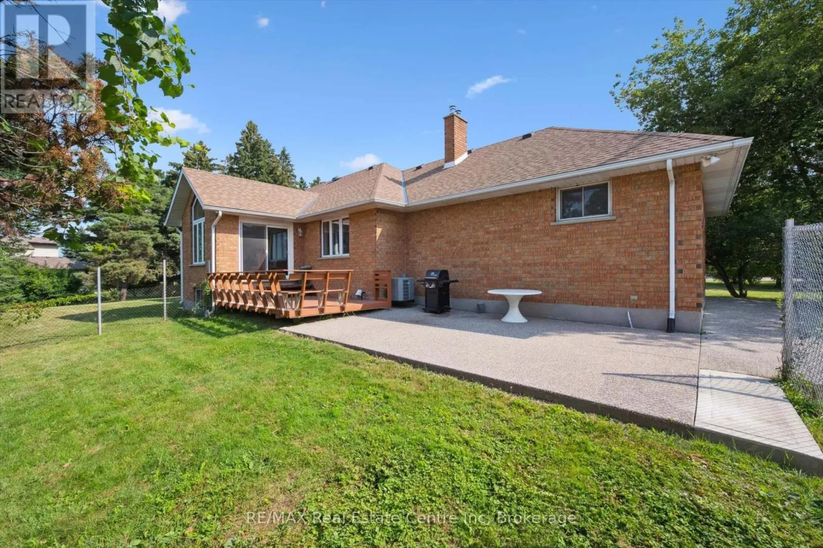 5044 WHITELAW ROAD